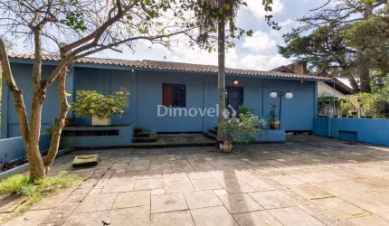 Casa com 4 quartos à venda na Rua Simão Bolívar, 455, Vila Conceição, Porto Alegre por R$ 1.277.000