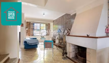 Casa com 4 quartos à venda na Rua dos Guananas, 263, Espírito Santo, Porto Alegre por R$ 620.000