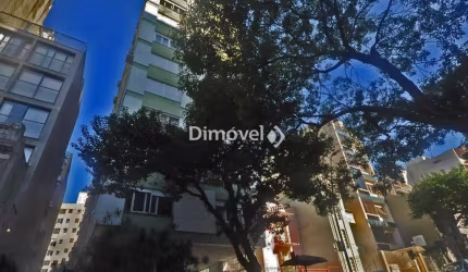 Apartamento com 3 quartos à venda na Rua Duque de Caxias, 671, Centro Histórico, Porto Alegre por R$ 446.000