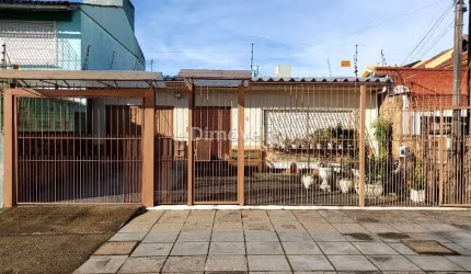 Casa com 3 quartos à venda na Rua Chico Pedro, 705, Cristal, Porto Alegre por R$ 600.000