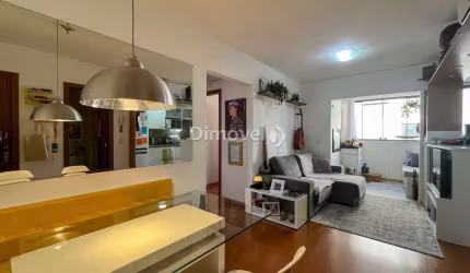 Apartamento com 2 quartos à venda na Rua Itapitocaí, 60, Cristal, Porto Alegre por R$ 370.000