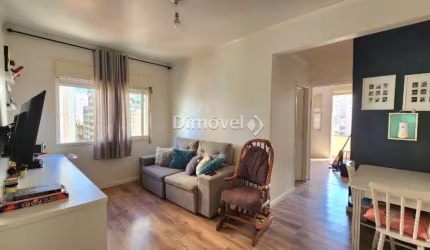 Apartamento com 2 quartos à venda na Rua General Vitorino, 216, Centro Histórico, Porto Alegre por R$ 289.000