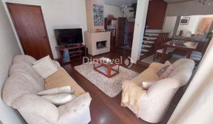 Casa com 5 quartos à venda na Travessa Augusto Daisson, 40, Medianeira, Porto Alegre por R$ 655.000