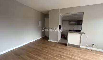 Apartamento com 2 quartos à venda na Praça Tamandaré, 527, Cristal, Porto Alegre por R$ 470.000