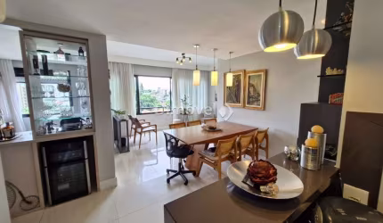 Apartamento com 3 quartos à venda na Rua Doutor Pereira Neto, 725, Tristeza, Porto Alegre por R$ 680.000