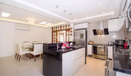 Casa com 4 quartos à venda na Avenida Pereira Passos, 375, Vila Assunção, Porto Alegre por R$ 1.490.000