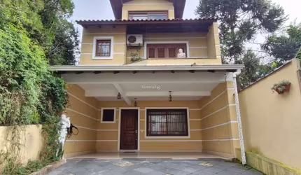 Casa com 5 quartos à venda na Rua Ladislau Neto, 156, Ipanema, Porto Alegre por R$ 835.000