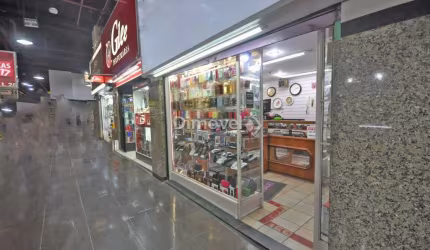 Ponto comercial à venda na Rua Marechal Floriano Peixoto, 38, Centro Histórico, Porto Alegre por R$ 650.000