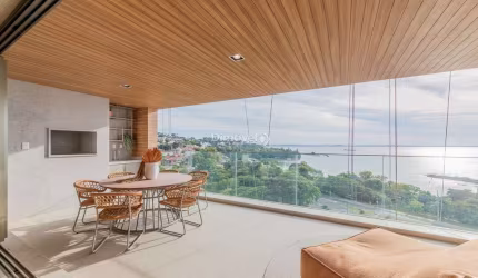 Apartamento com 4 quartos à venda na Avenida Diário de Notícias, 1500, Golden Lake, Porto Alegre por R$ 5.899.731