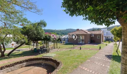 Casa em condomínio fechado com 3 quartos à venda na Rua Adriano Pereira da Silva, 290, Vila Nova, Porto Alegre por R$ 799.000