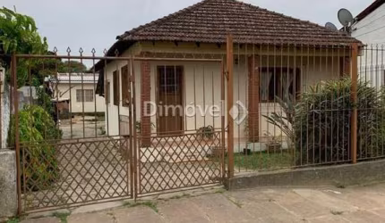 Casa com 2 quartos à venda na Rua Josué Costalunga, 117, Cavalhada, Porto Alegre por R$ 350.000
