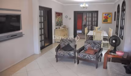 Casa com 3 quartos à venda na Estrada Vila Maria, 110, Cavalhada, Porto Alegre por R$ 450.000