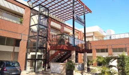 Ponto comercial à venda na Rua Doutor Mário Totta, 651, Tristeza, Porto Alegre por R$ 399.000