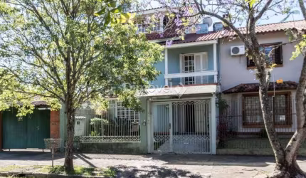 Casa com 3 quartos à venda na Rua Pasteur, 456, Ipanema, Porto Alegre por R$ 699.000