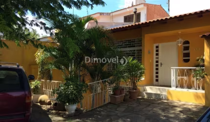 Casa com 4 quartos à venda na Rua Tupã, 141, Vila Assunção, Porto Alegre por R$ 1.300.000
