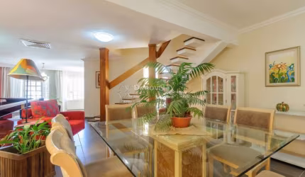 Casa com 4 quartos à venda na Rua Paulo Derly Strehl, 30, Espírito Santo, Porto Alegre por R$ 2.999.000