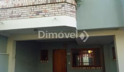 Casa em condomínio fechado com 4 quartos à venda na Rua Doutor Pio Ângelo, 15, Ipanema, Porto Alegre por R$ 642.000