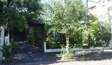 Casa com 4 quartos à venda na Avenida Copacabana, 1021, Tristeza, Porto Alegre por R$ 2.400.000