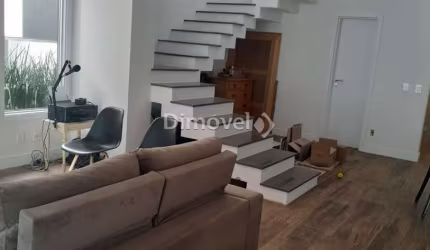 Casa em condomínio fechado com 3 quartos à venda na Rua Doutor Ney de Castilhos Ferreira, 300, Pedra Redonda, Porto Alegre por R$ 2.450.000