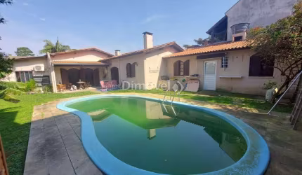 Casa com 3 quartos à venda na Avenida Copacabana, 130, Vila Assunção, Porto Alegre por R$ 2.120.000