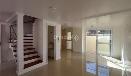 Casa em condomínio fechado com 3 quartos para alugar na Rua Doutor Pereira Neto, 1215, Tristeza, Porto Alegre por R$ 3.200