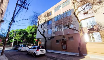 Apartamento com 1 quarto para alugar na Rua General Bento Martins, 743, Centro Histórico, Porto Alegre por R$ 950