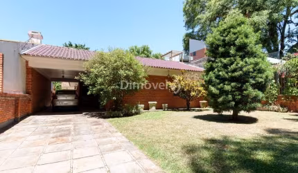 Casa comercial para alugar na Rua Doutor Mário Totta, 545, Tristeza, Porto Alegre por R$ 8.500
