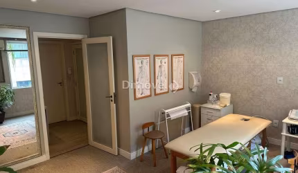 Sala comercial para alugar na Rua Almirante Delamare, 247, Tristeza, Porto Alegre por R$ 1.800