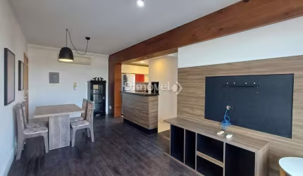 Apartamento com 3 quartos para alugar na Avenida Saturnino de Brito, 120, Vila Jardim, Porto Alegre por R$ 2.500