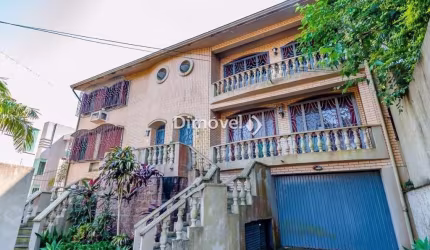Casa comercial para alugar na Praça José Assunção, 5054, Vila Assunção, Porto Alegre por R$ 12.000