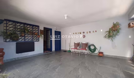 Casa para Venda em Ribeirão Preto, Vila Tibério, 2 dormitórios, 1 banheiro, 2 vagas