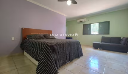 Casa para Venda em Ribeirão Preto, Parque Residencial Cândido Portinari, 3 dormitórios, 2 suítes, 3 banheiros, 5 vagas