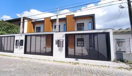 SOBRADO GEMINADO no ANITA GARIBALDI com 3 quartos para VENDA, 101 m²