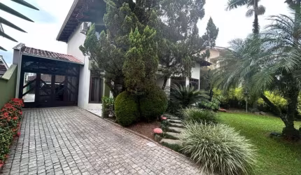 CASA no SANTO ANTÔNIO com 3 quartos para VENDA, 282 m²
