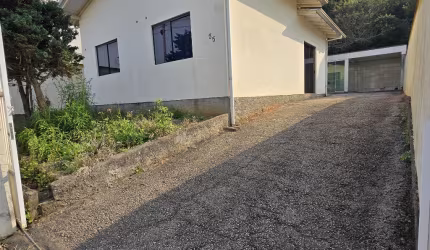 CASA EM PENHA