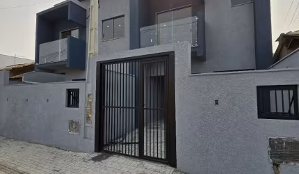 Sobrado em Balneário Piçarras