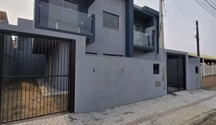 Sobrado em Balneário Piçarras