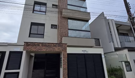 Apartamento a 500 metros do mar em Balneário Piçarras