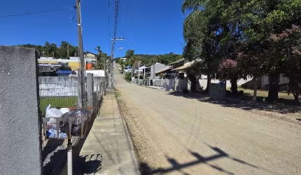 Terreno para Venda/Permuta na Armação em Penha