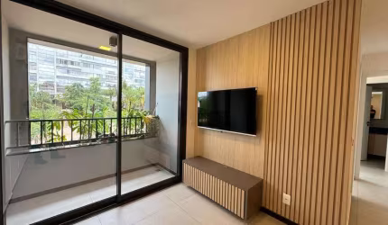 Apartamento com 2 quartos sendo um suíte, novo com armários, TV  ar condicional, faltando apenas colocar o frigobar ou geladeira e cama, apartamento novo 1ª locação