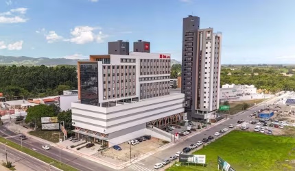 Oportunidade Única! Sala Comercial no ETR Business – Localização Estratégica