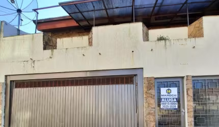 EXCELENTE SOBRADO CENTRAL