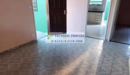 CASA VENDE 02 DORMITORIOS  SACOMÃ COM 140 M² (11) 9.5778.1936