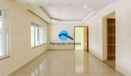 Linda Casa no Parque dos Pássaros