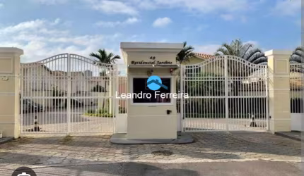 Casa em condomínio - Estuda Permuta