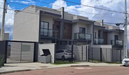 Sobrado Novo 3 quartos, no Bairro Pinheirinho