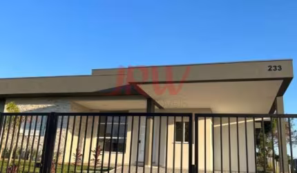 LINDA CASA NO CONDOMINIO TERRAS DE ITAICI