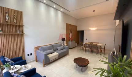 Linda Casa térrea à venda no Condomínio VIENA em Indaiatuba/SP, com 165,00 m² de área construída em terreno de 250,00 m²