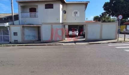 Lindo SOBRADO com 3 dormitórios sendo uma suite na Vila Maria Helena em Indaiatuba SP