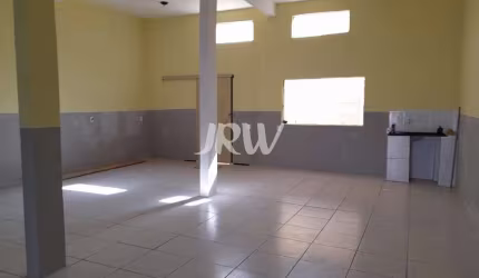 VENDO SALÃO COMERCIAL COM 2 CASAS NO JARDIM DOS SABIÁS NA CIDADE DE INDAIATUBA